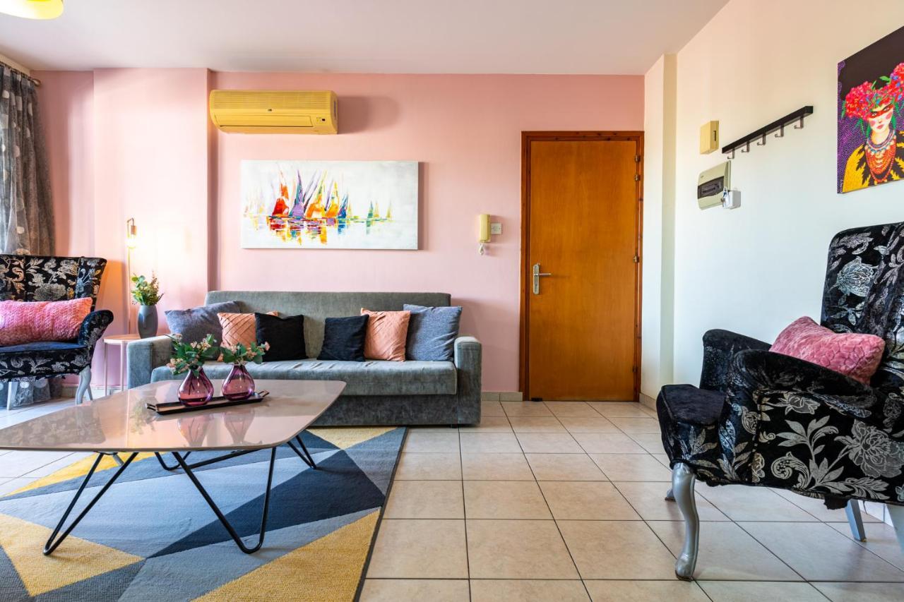Freya 1-Bedroom Apartment In Larnaca Exterior photo